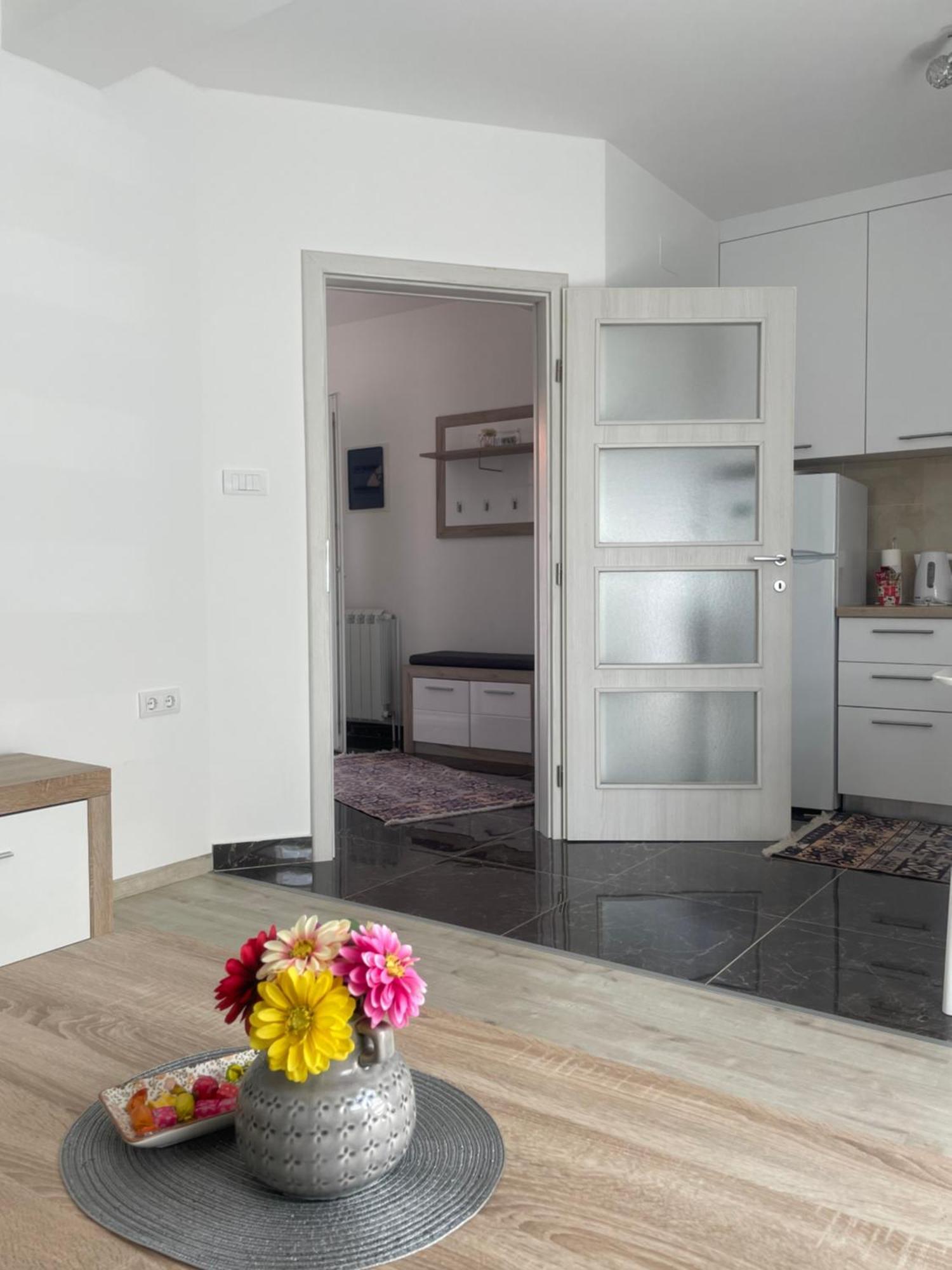 Apartman Sirena Trebinje Buitenkant foto